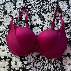 Victoria’s Secret Lightly Lined Demi Bra w/ Adjustable Straps Crossback Capable